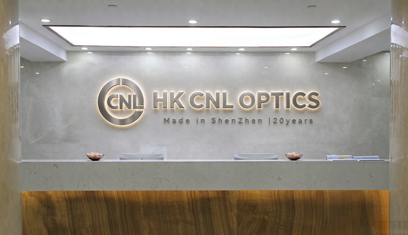 Eyewear frame quality inspection in a modern production workshop